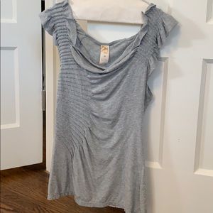 Gray Anthropologie flutter sleeve shirt